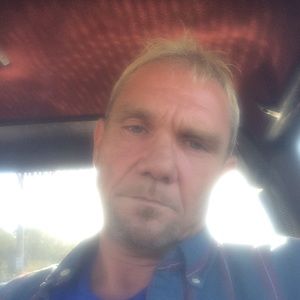 Meet your Posher, Jerry